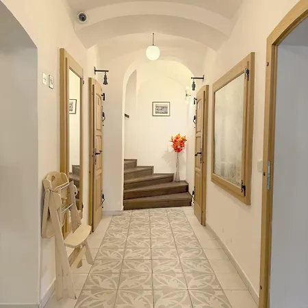 At The Golden Scissors 4* Praga