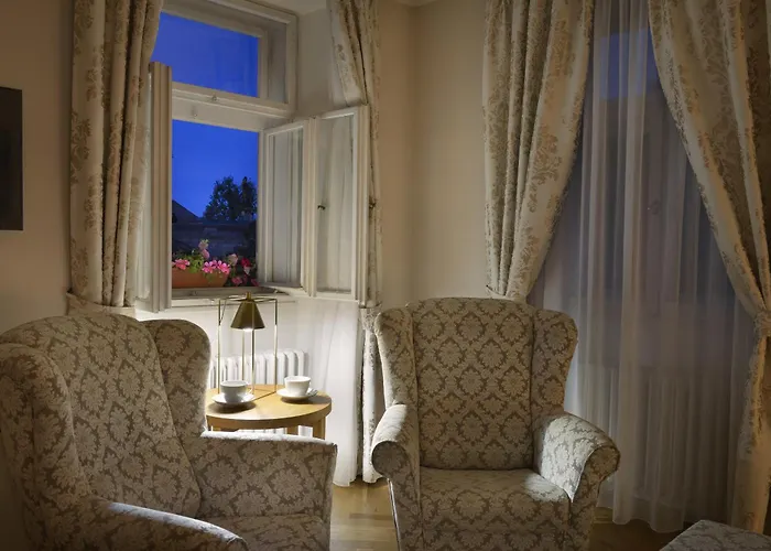 At The Golden Scissors 4*