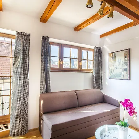 At The Golden Scissors 4* Praga