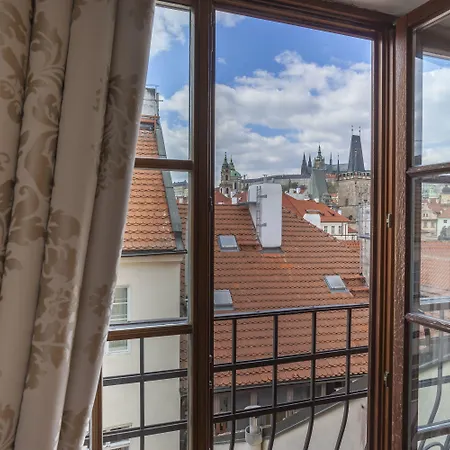 At The Golden Scissors 4* Praga