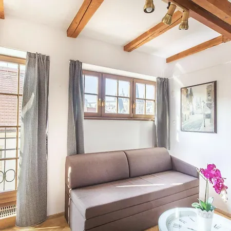 Hotel At The Golden Scissors 4*